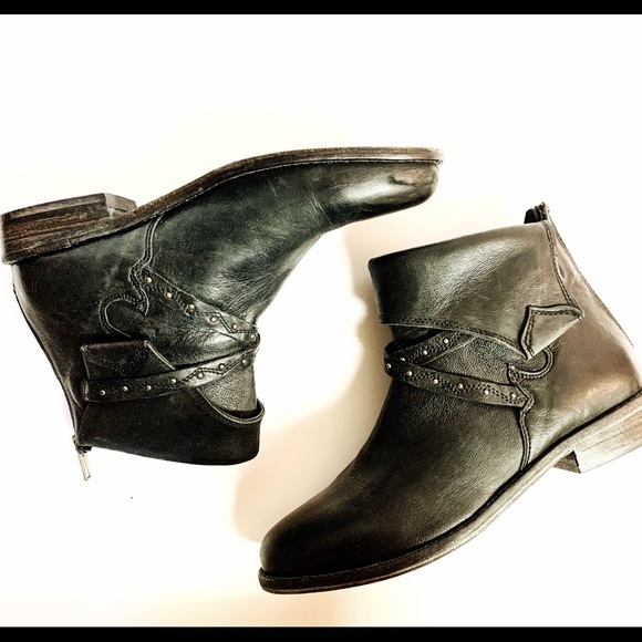 ✌🏻Free People Alamosa Black Leather Ankle Booties - Picture 3 of 13